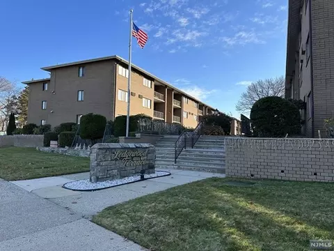462 Liberty St #462C 310, Little Ferry, NJ 07643