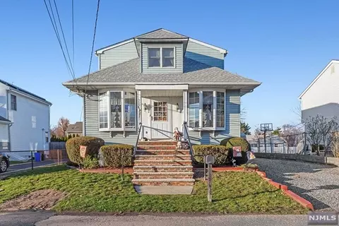 509 Hobson Ave, Saddle Brook, NJ 07663