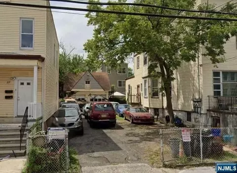 29 Armstrong Ave, Jersey City, NJ 07305