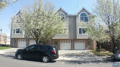 234 5th St #234, Fairview, NJ 07022