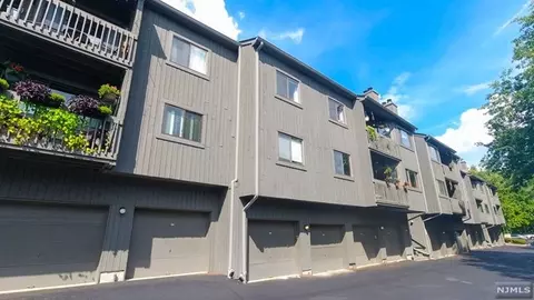 253 Evergreen Rd, Ramsey, NJ 07446