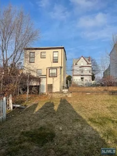 187-189 Preakness Ave, Paterson, NJ 07502