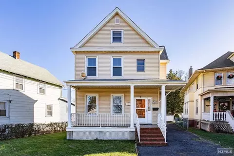 584 Maywood Ave, Maywood, NJ 07607