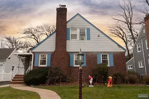 181 Elm Ave, Hackensack, NJ 07601
