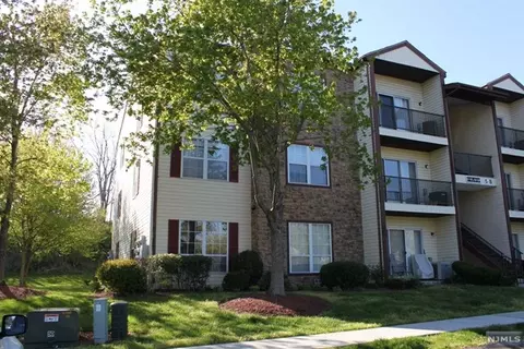 101 Robertson Way, Lincoln Park, NJ 07035