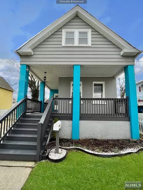 435-37 Thomas St, Perth Amboy, NJ 08861