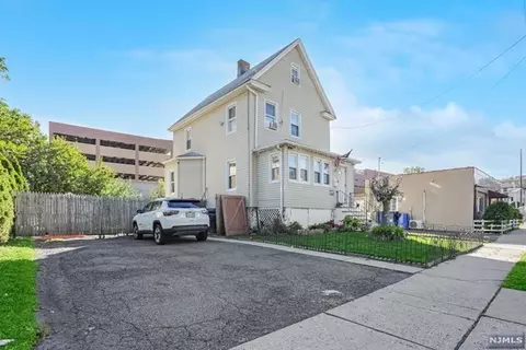 199 Beech St, Hackensack, NJ 07601