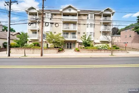 420 Passaic St #4H, Hackensack, NJ 07601