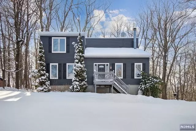  44 Wenatchee Rd, Vernon, NJ 07422 photo 1