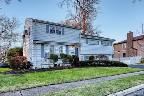 39-07 Tierney Pl, Fair Lawn, NJ 07410