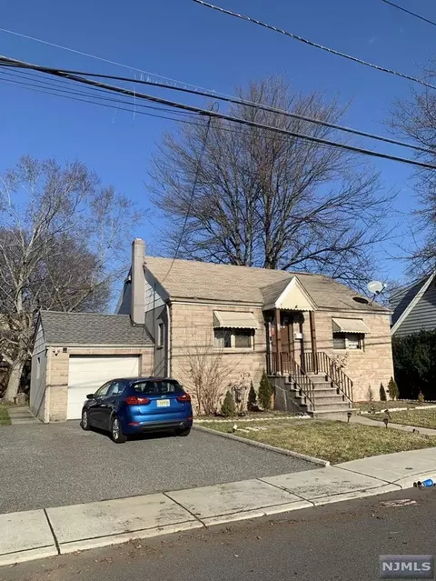 76 Niehaus Ave, Little Ferry, NJ 07643