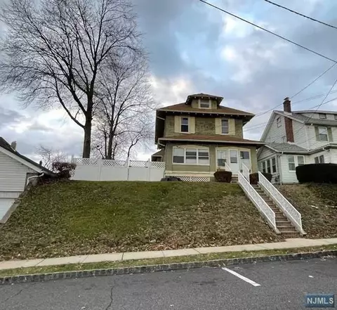 9-11 High St, Belleville, NJ 07109