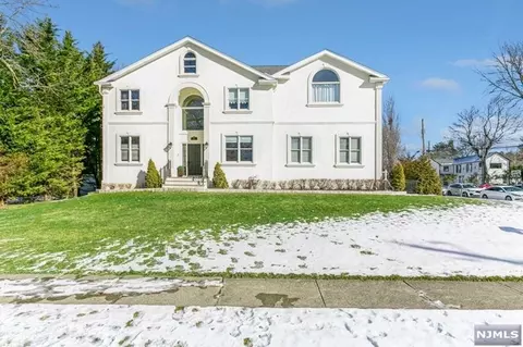 14 Wainwright Ave, Closter, NJ 07624