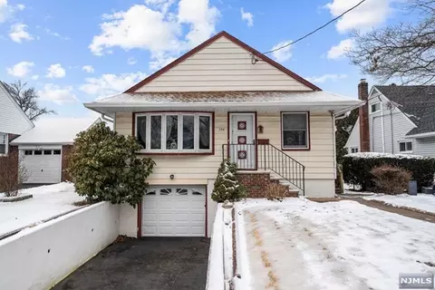784 Cherry St, New Milford, NJ 07646