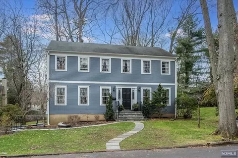 23 Woodland Rd, Demarest, NJ 07627