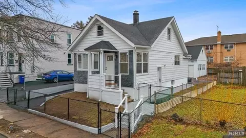 229-231 E 23rd St, Paterson, NJ 07514