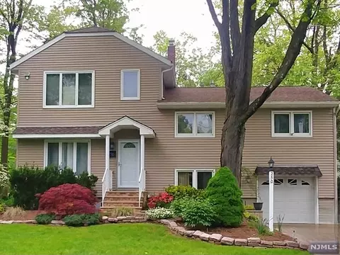 250 Woodfield Rd, Township Of Washington, NJ 07676