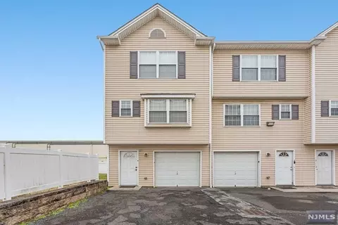 28 Church St #5, Lodi, NJ 07644