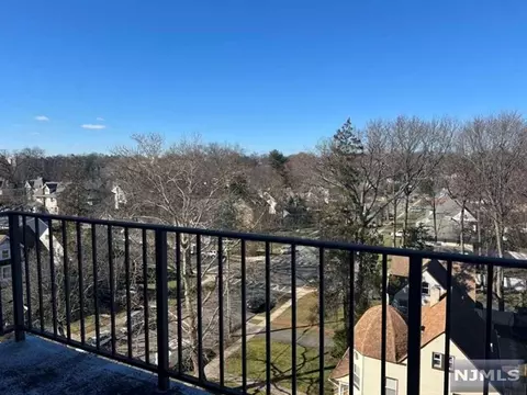 140 Euclid Ave #6H, Hackensack, NJ 07601