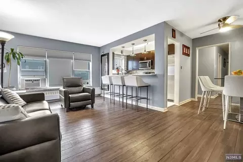 500 Union Ave #2C, Rutherford, NJ 07070