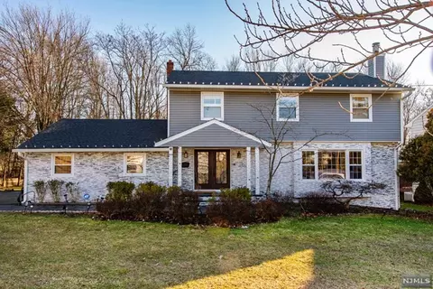 18 Almroth Dr, Wayne, NJ 07470 photo 1