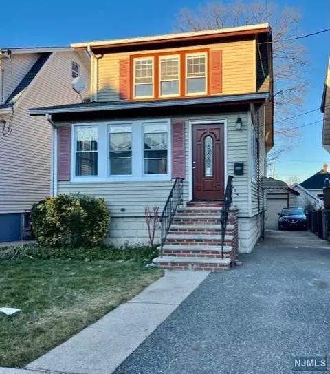 475 Nelson Ave, Cliffside Park, NJ 07010