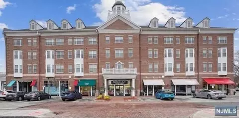 1209 Town Center Way, Livingston, NJ 07039