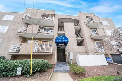 105 State St #1F, Hackensack, NJ 07601