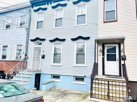 12 Crittenden St, Newark, NJ 07104