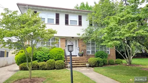 107 Grand Pl, Kearny, NJ 07032