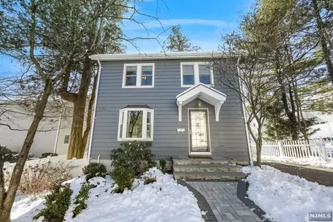 152 Madison Ave, Cresskill, NJ 07626