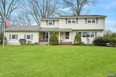 145 Lynn St, Harrington Park, NJ 07640