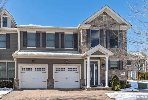 2206 Freeman Way, Allendale, NJ 07401