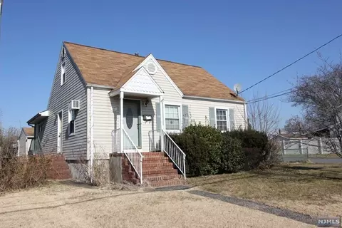 73 Tuella Ave, Elmwood Park, NJ 07407