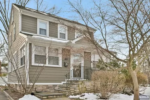 184 South St, Cresskill, NJ 07626