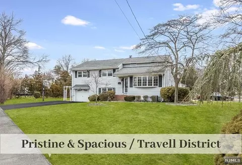 542 Nagle St, Ridgewood, NJ 07450