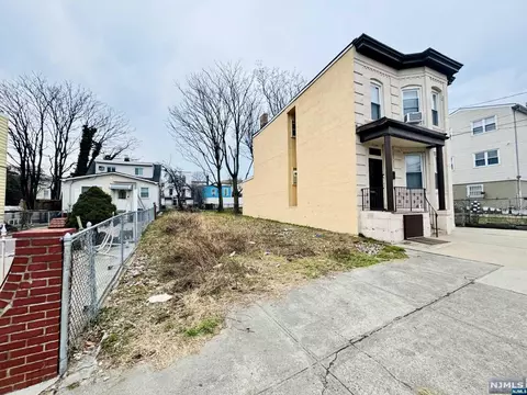 4310 Grand Ave, North Bergen, NJ 07047