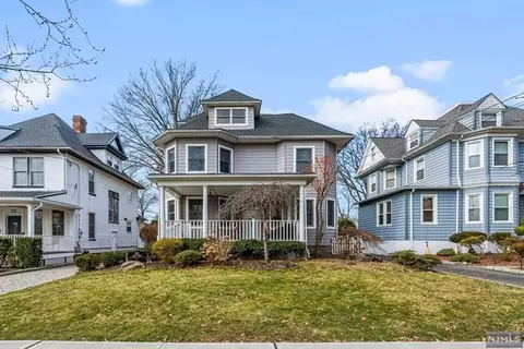 350 Larch Ave, Bogota, NJ 07603