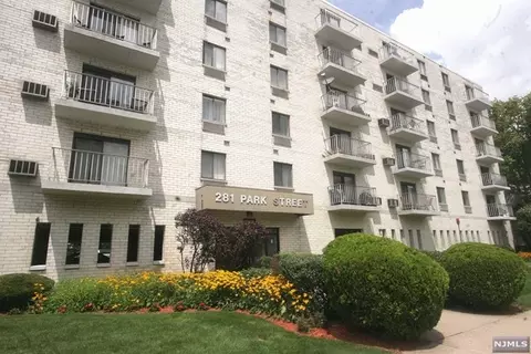 281 Park St #2 J, Hackensack, NJ 07601