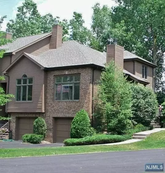 72 Lakeview Dr, Old Tappan, NJ 07675 Movoto