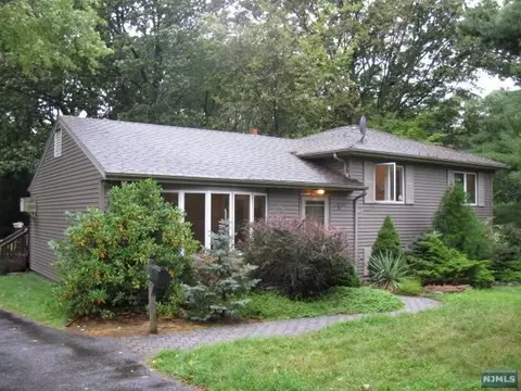 56 Riverview Dr, Harrington Park, NJ 07640