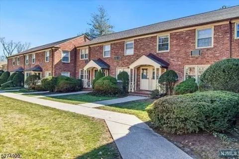 380 Main St #46, Chatham Twp, NJ 07928