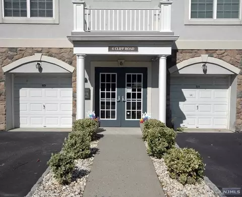 6 Cliff Rd #D1, Woodland Park, NJ 07424