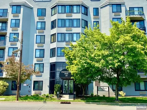 115 Polifly Rd #2G, Hackensack, NJ 07601 photo 1