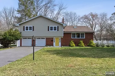 58 Gilmore Ave, Cresskill, NJ 07626