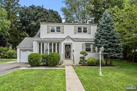 234 Rambler Ave, New Milford, NJ 07646