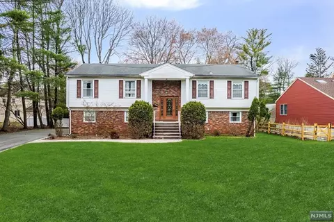 124 Dean St, Harrington Park, NJ 07640
