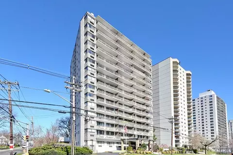 235 Prospect Ave #9G, Hackensack, NJ 07601