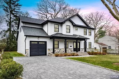 322 South Dr, Paramus, NJ 07652