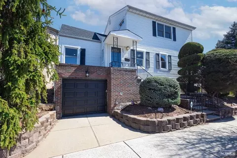 427 Kennedy Dr, Fairview, NJ 07022
